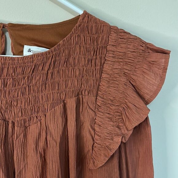 &MERCI Ruffle and Smock Design Shirt size Small - Picture 4 of 7